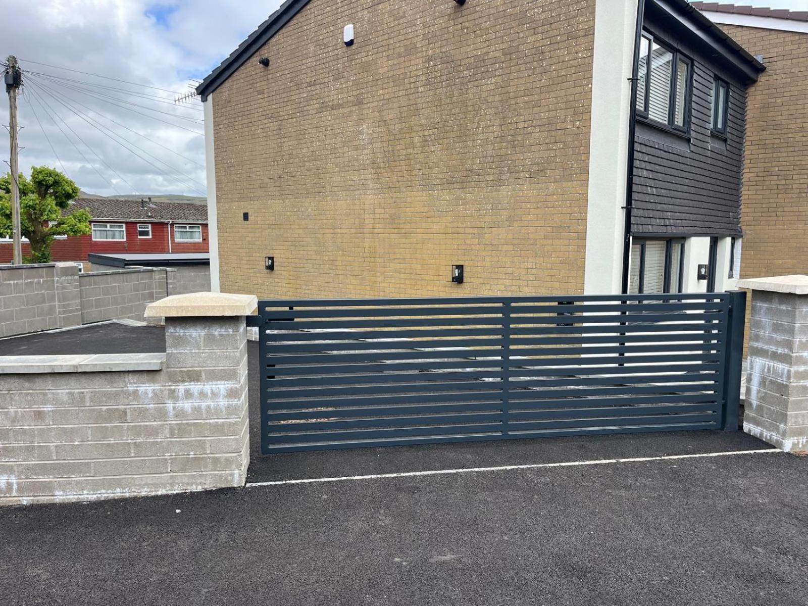 Uber Stylish 3 Bedroom Home Off Road Parking Near Town Centre And Bike Park Wales Merthyr Tydfil Ngoại thất bức ảnh